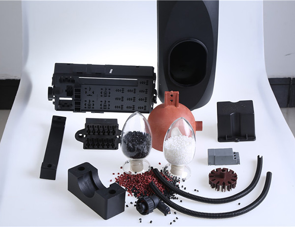 PA66 CM3001G-15 高強度 鹵素阻燃 滑輪 螺栓 葉輪用詳細介紹